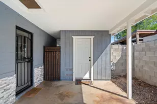 7806 E Loma Land Dr, Scottsdale, AZ 85257 - Photo 17