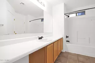 21844 N 41st St, Phoenix, AZ 85050 - Photo 5