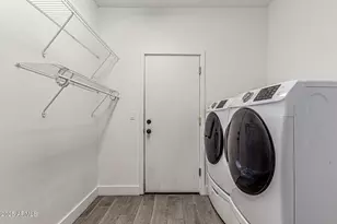 2640 E Beverly Ln E, Phoenix, AZ 85032 - Photo 27