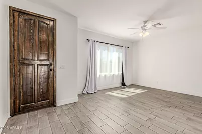 2640 E Beverly Lane E, Phoenix, AZ 85032 - Photo 5