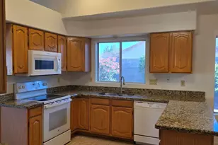 8758 W Bloomfield Rd, Peoria, AZ 85381 - Photo 3