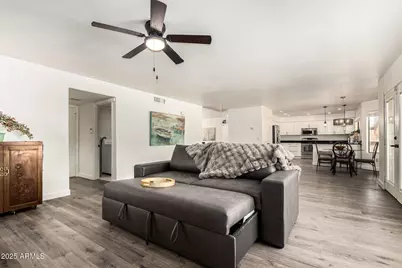 2108 E Cielo Grande Avenue, Phoenix, AZ 85024 - Photo 9