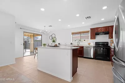 3771 E Betsy Lane, Gilbert, AZ 85296 - Photo 11