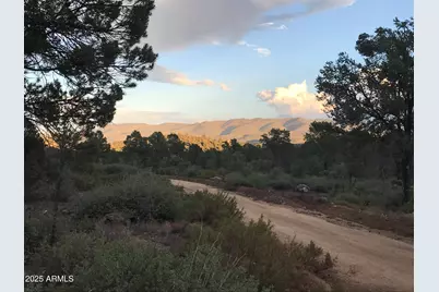 00000 W Buckhorn - V Drive #-, Peeples Valley, AZ 86332 - Photo 7