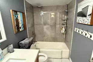 357 E Thomas Rd, Phoenix, AZ 85012 - Photo 17