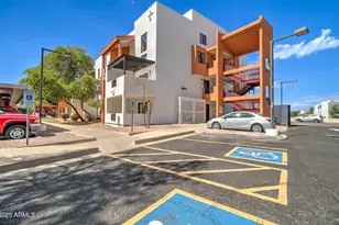 1005 E 8th St, Tempe, AZ 85281 - Photo 1