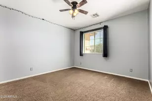 15826 W Mercer Ln, Surprise, AZ 85379 - Photo 33