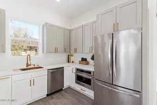 1913 W Adams St, Phoenix, AZ 85009 - Photo 3