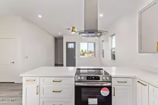 1913 W Adams St, Phoenix, AZ 85009 - Photo 17