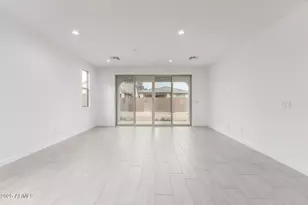 5410 W Royal Palm Rd, Glendale, AZ 85302 - Photo 9