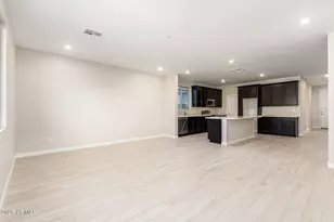 18378 W Villa Hermosa Ln, Surprise, AZ 85387 - Photo 9