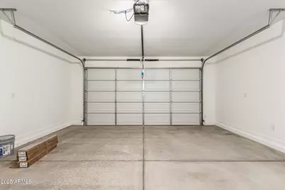 18378 W Villa Hermosa Lane, Surprise, AZ 85387 - Photo 39