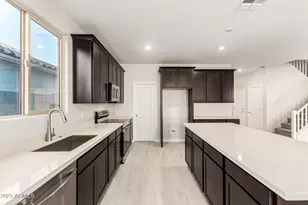 18378 W Villa Hermosa Ln, Surprise, AZ 85387 - Photo 13