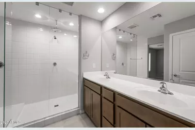 16481 W Whispering Wind Drive, Surprise, AZ 85387 - Photo 19