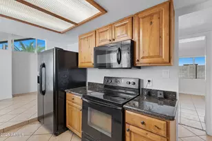 3736 W Mercer Ln, Phoenix, AZ 85029 - Photo 19