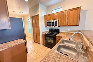 2150 E Bell Rd, Phoenix, AZ 85022 - Photo 9