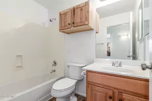 2537 W Red Fox Rd, Phoenix, AZ 85085 - Photo 21