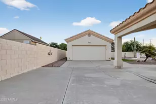 2069 E Sierra Madre Ave, Gilbert, AZ 85296 - Photo 35
