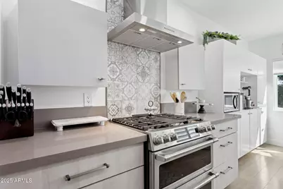 216 W Winged Foot Road, Phoenix, AZ 85023 - Photo 11