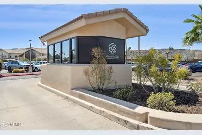 216 W Winged Foot Road, Phoenix, AZ 85023 - Photo 47