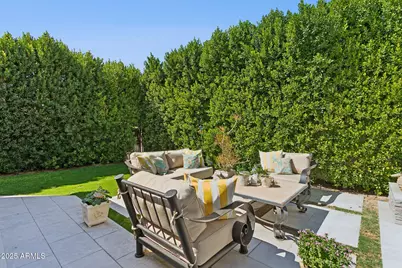 216 W Winged Foot Road, Phoenix, AZ 85023 - Photo 37