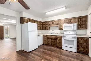 12820 N 113th Ave, Youngtown, AZ 85363 - Photo 7