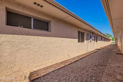 12820 N 113 Avenue #5, Youngtown, AZ 85363 - Photo 27