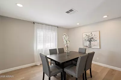 8716 E Mitchell Drive, Scottsdale, AZ 85251 - Photo 11