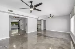 2116 W Keim Dr, Phoenix, AZ 85015 - Photo 11