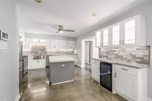 2116 W Keim Dr, Phoenix, AZ 85015 - Photo 15