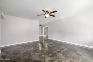 2116 W Keim Dr, Phoenix, AZ 85015 - Photo 9