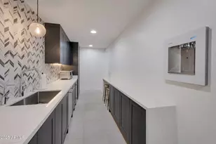 9027 N 82nd St, Scottsdale, AZ 85258 - Photo 13