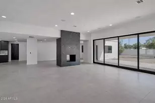 9027 N 82nd St, Scottsdale, AZ 85258 - Photo 17