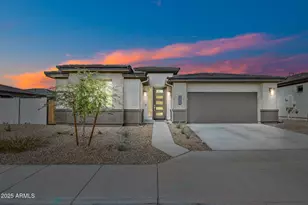 1304 W Desert Hls Dr, Queen Creek, AZ 85140 - Photo 1