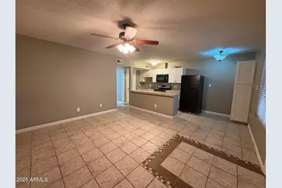 2735 W Tuckey Lane #Apt 2, Phoenix, AZ 85017 - Photo 5