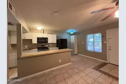 2735 W Tuckey Lane #Apt 2, Phoenix, AZ 85017 - Photo 3