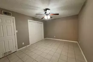 2735 W Tuckey Ln, Phoenix, AZ 85017 - Photo 7