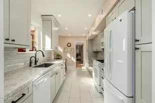 123 E Palm Ln, Phoenix, AZ 85004 - Photo 13