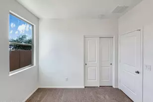 7511 S 12th Ave, Phoenix, AZ 85041 - Photo 17