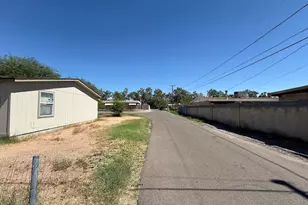 17601 N 22nd Pl, Phoenix, AZ 85022 - Photo 3