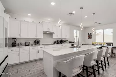 1194 E Meadowridge Drive, Casa Grande, AZ 85122 - Photo 11