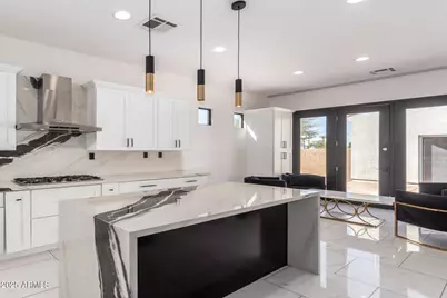 2541 E Wisteria Drive, Chandler, AZ 85286 - Photo 9