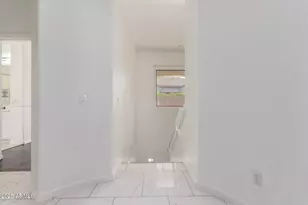 2541 E Wisteria Dr, Chandler, AZ 85286 - Photo 37