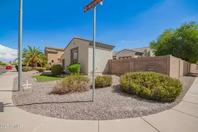 2541 E Wisteria Drive, Chandler, AZ 85286 - Photo 5