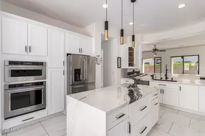 2541 E Wisteria Drive, Chandler, AZ 85286 - Photo 11