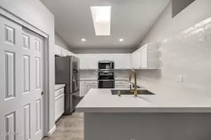 8739 E Natal Cir, Mesa, AZ 85209 - Photo 9