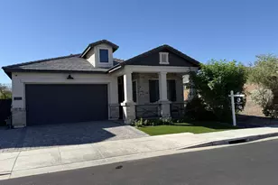 825 E Ashurst Dr, Phoenix, AZ 85048 - Photo 1