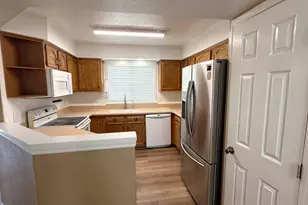 1670 E Gary Dr, Chandler, AZ 85225 - Photo 5