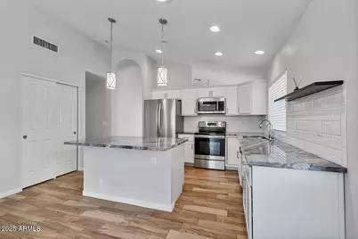 20283 N 51st Drive, Glendale, AZ 85308 - Photo 7