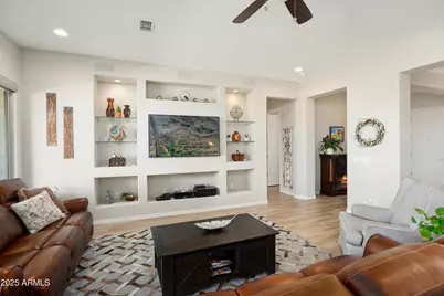 18913 N 260th Lane, Buckeye, AZ 85396 - Photo 9